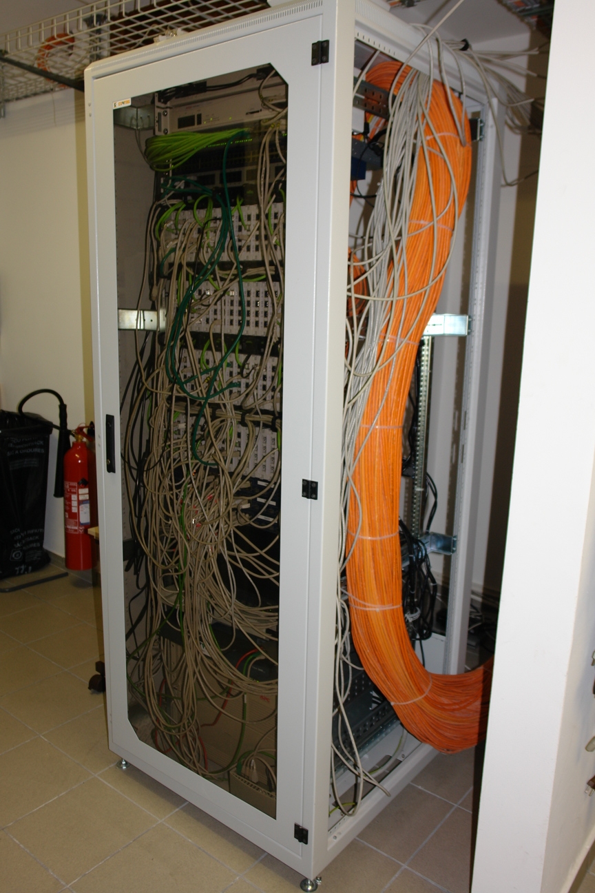 هاردنینگ تجهیزات شبکه؛ تفکیک Management، Control و Data Plane
