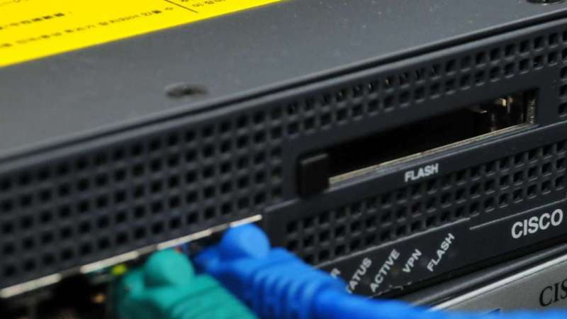 هاردنینگ Cisco؛ فیلتر کردن بسته‌های TTL پایین در مرز شبکه