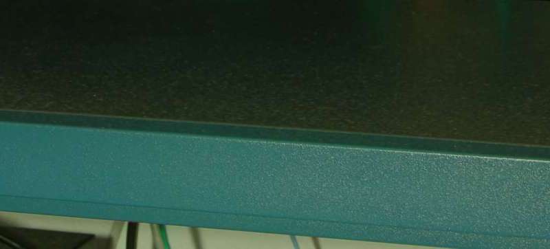 کنترل و محدود کردن پورت‌های شبکه؛ کاهش سطح حمله با سرویس‌های ضروری
